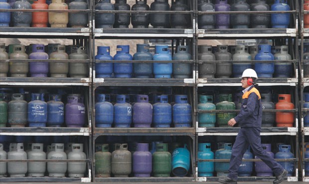Cinco envasadoras de gas investigadas por concertar precio del GLP por 6 aÃ±os
