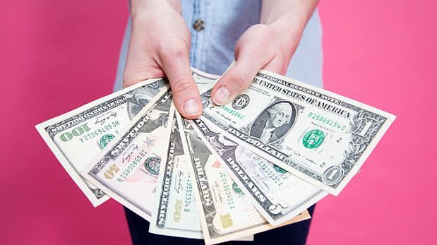 El dÃ³lar se eleva a S/.3,205, nuevo mÃ¡ximo de mÃ¡s de seis aÃ±os
