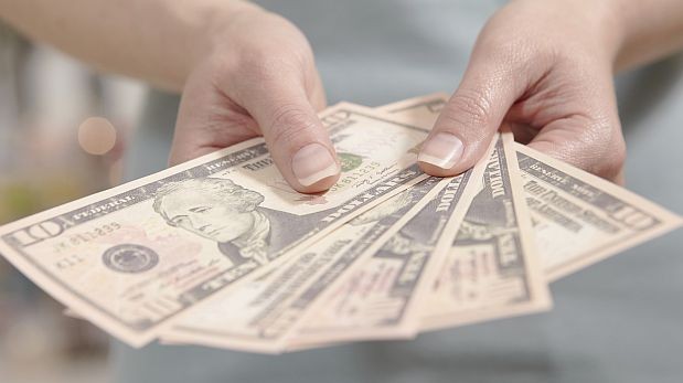 El dÃ³lar trepÃ³ a S/.3,217 ante dÃ©biles perspectivas de China