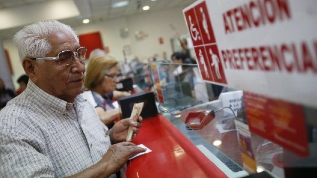 AtenciÃ³n preferencial: Â¿normativa se cumple en los negocios?