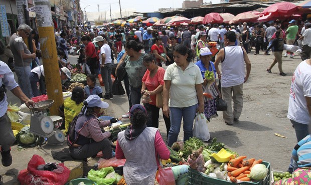 Informalidad laboral es de 46,9% en el sector comercio y restaurantes