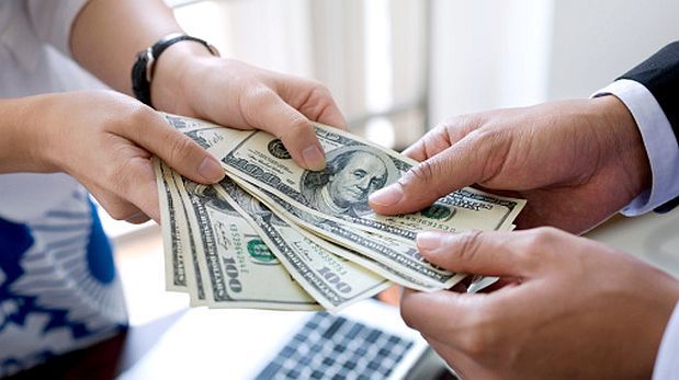El dÃ³lar trepÃ³ a S/.3,378 pese a venta de US$33 mlls. del BCR
