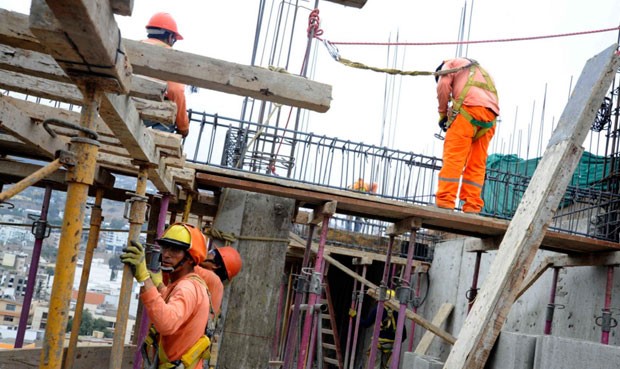 MEF aprueba reglamento de ley de obras por impuestos