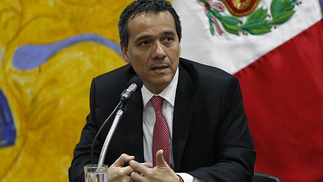 Alonso Segura anunciÃ³ que Poder Ejecutivo observarÃ¡ ley de retiro de AFP