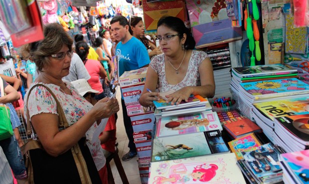 Precios de Ãºtiles escolares subieron un 5% impulsado por el alza en el dÃ³lar