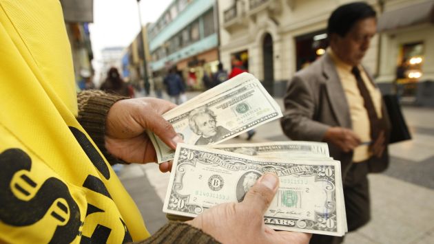 Analistas econÃ³micos esperan que el dÃ³lar llegue a S/3.63 soles en el 2016