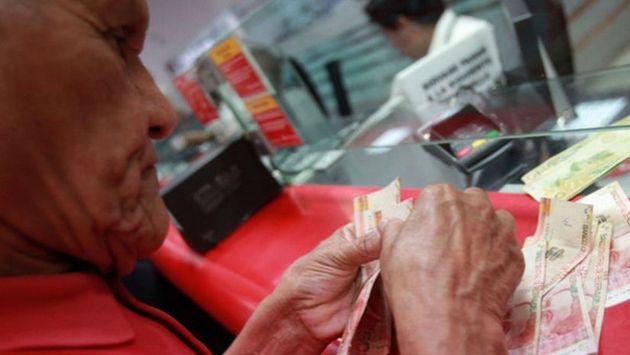 AFP: ComisiÃ³n de EconomÃ­a del Congreso busca que se debata ley que permite retirar 95.5% de los aportes al cumplir 65 aÃ±os