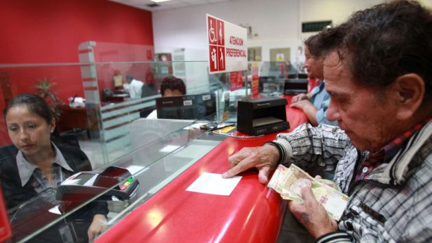 AFP: Ley que permite retirar aportes a los 65 aÃ±os no tendrÃ¡ reglamento sino 