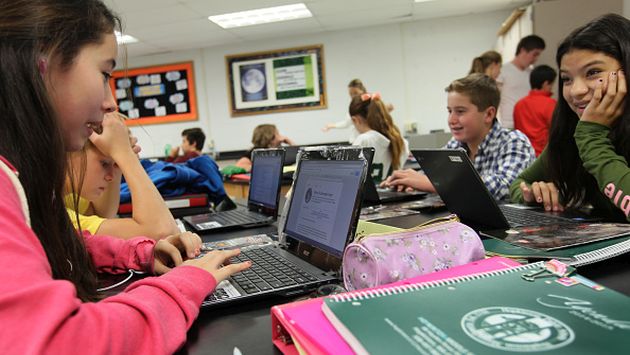 Â¿CÃ³mo la tecnologÃ­a ha cambiado la educaciÃ³n y el entorno laboral?