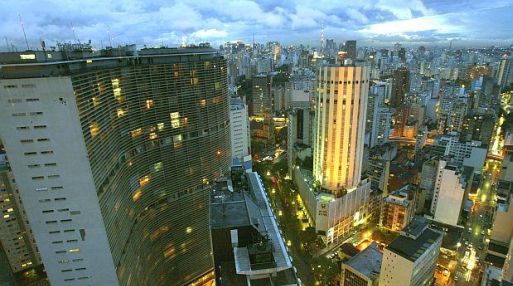 Â¿Por quÃ© PerÃº recibe menos de la mitad de flujos de capital que Chile y Colombia?
