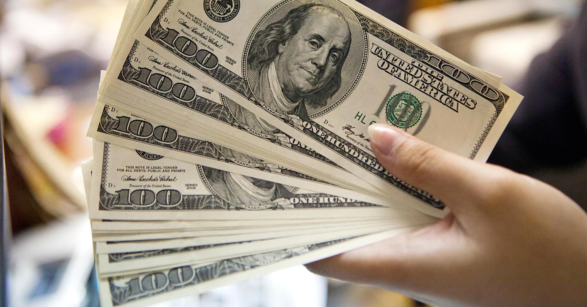 El dÃ³lar baja a S/ 3,394 en lÃ­nea con la tendencia mundial