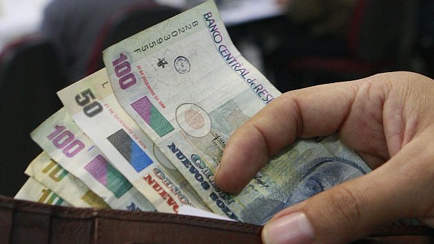 Sueldo mÃ­nimo podrÃ­a subir a S/900