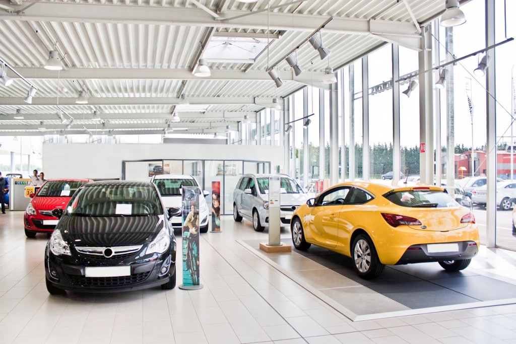 DolarizaciÃ³n de crÃ©ditos vehiculares cayÃ³ a 24% en marzo
